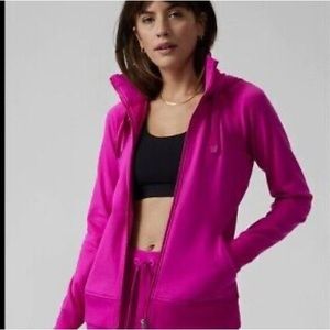 Athleta Triumph Hoodie in Electric Fuschia, size Small